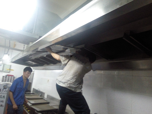 成都有德管道清洗_副本.jpg 成都有德管道清洗_副本.jpg